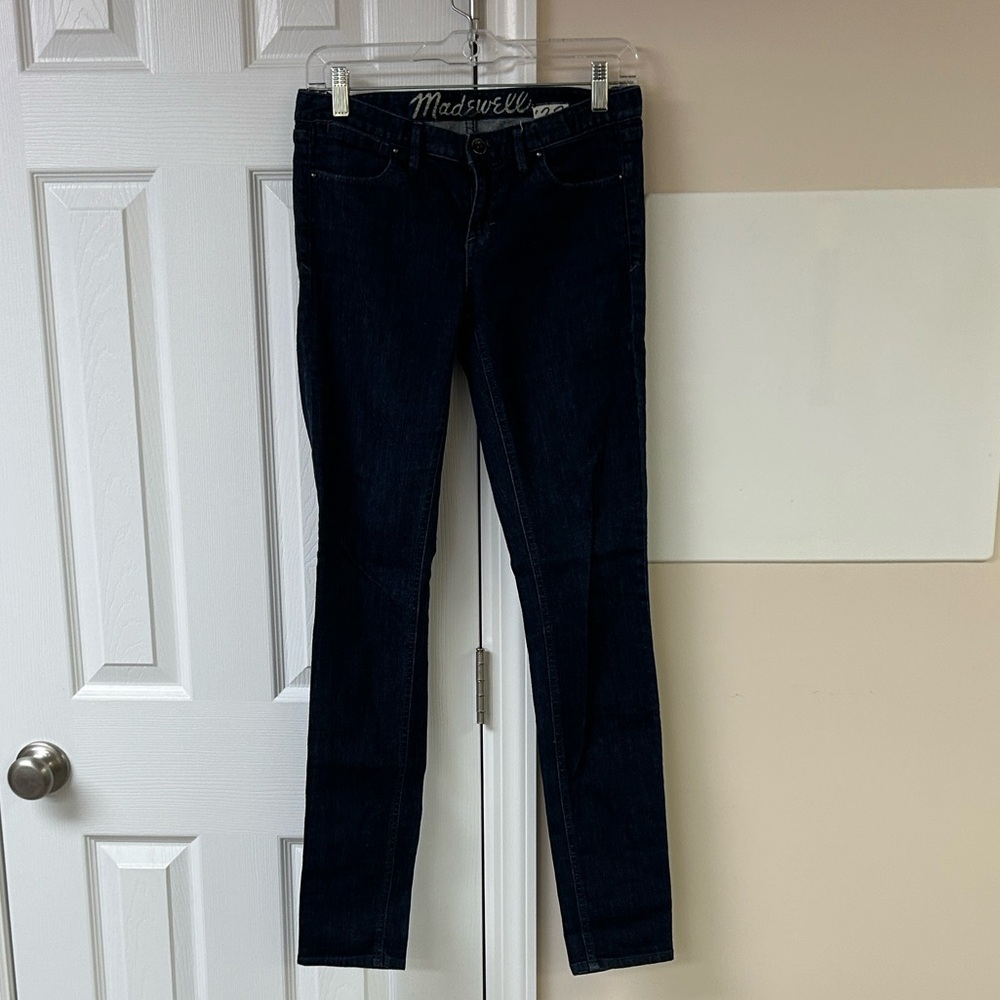 Madewell 37’s Dark Wash Blue Skinny Jeans